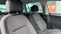 2022 (22) VOLKSWAGEN TIGUAN 1.5 TSI Life 5dr 5838227