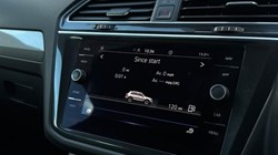 2022 (22) VOLKSWAGEN TIGUAN 1.5 TSI Life 5dr 5838245