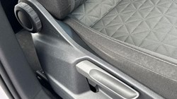2022 (22) VOLKSWAGEN TIGUAN 1.5 TSI Life 5dr 5838232