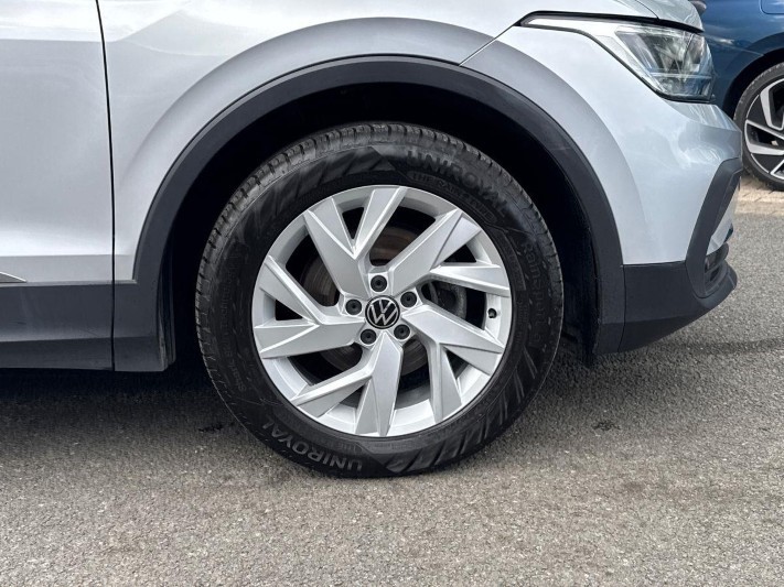 2022 (22) VOLKSWAGEN TIGUAN 1.5 TSI Life 5dr 5838220