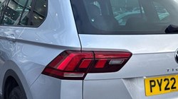 2022 (22) VOLKSWAGEN TIGUAN 1.5 TSI Life 5dr 5838260