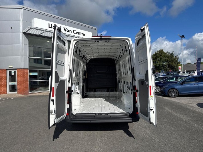 2026 (76) VOLKSWAGEN COMMERCIAL CRAFTER 2.0 TDI 140PS Commerce Plus High Roof Van 5845778