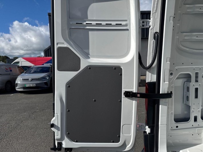 2026 (76) VOLKSWAGEN COMMERCIAL CRAFTER 2.0 TDI 140PS Commerce Plus High Roof Van 5845792