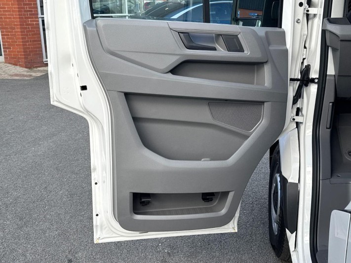 2026 (76) VOLKSWAGEN COMMERCIAL CRAFTER 2.0 TDI 140PS Commerce Plus High Roof Van 5845630