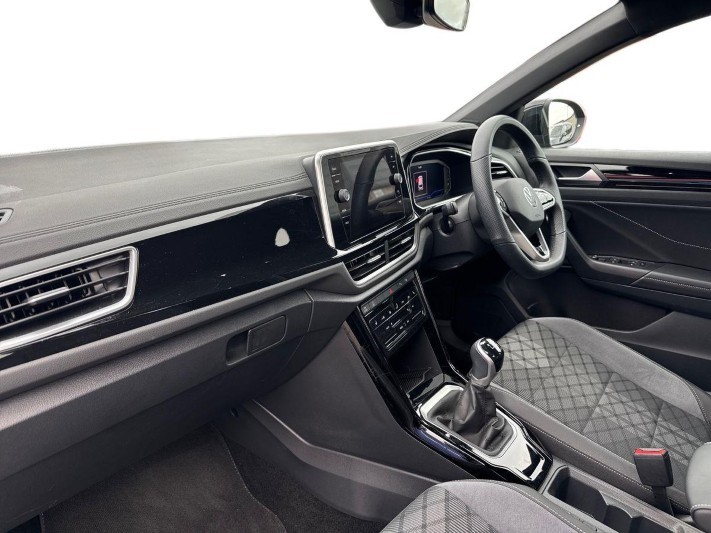 2023 (23) VOLKSWAGEN T-ROC 1.5 TSI R-Line 5dr