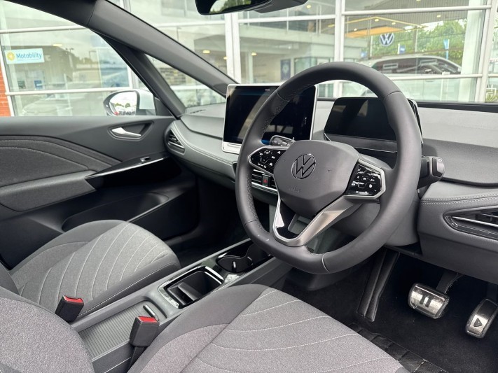 2026 (26) VOLKSWAGEN ID.3 150kW Match Pro 59kWh 5dr Auto 5858357