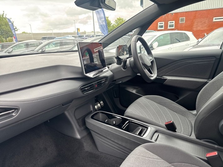 2026 (26) VOLKSWAGEN ID.3 150kW Match Pro 59kWh 5dr Auto 5858381