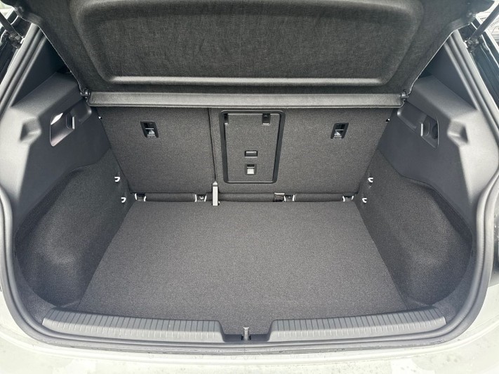 2026 (26) VOLKSWAGEN ID.3 150kW Match Pro 59kWh 5dr Auto 5858382