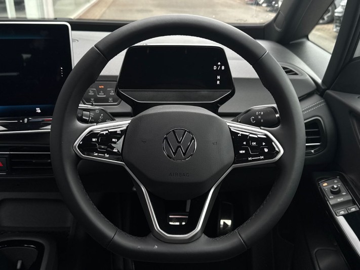 2026 (26) VOLKSWAGEN ID.3 150kW Match Pro 59kWh 5dr Auto 5858364