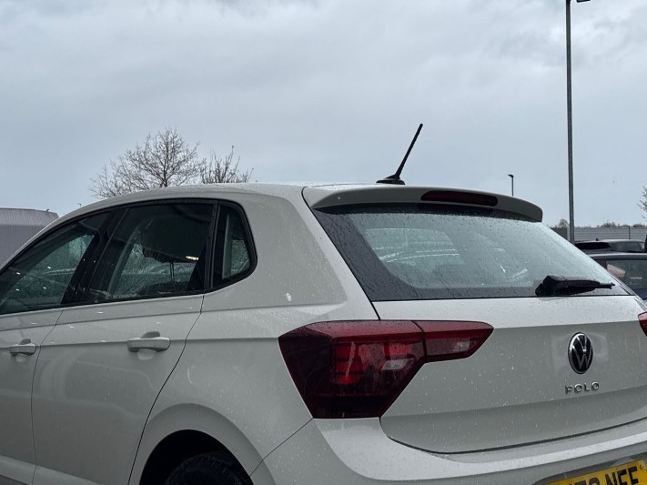 2025 (75) VOLKSWAGEN POLO 1.0 TSI Life 5dr DSG 5877544