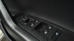2025 (75) VOLKSWAGEN POLO 1.0 TSI Life 5dr DSG 5877519