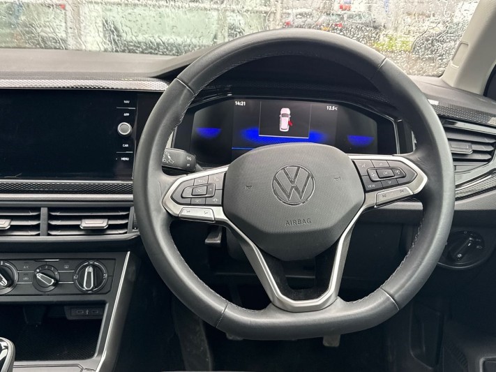 2025 (75) VOLKSWAGEN POLO 1.0 TSI Life 5dr DSG 5877523
