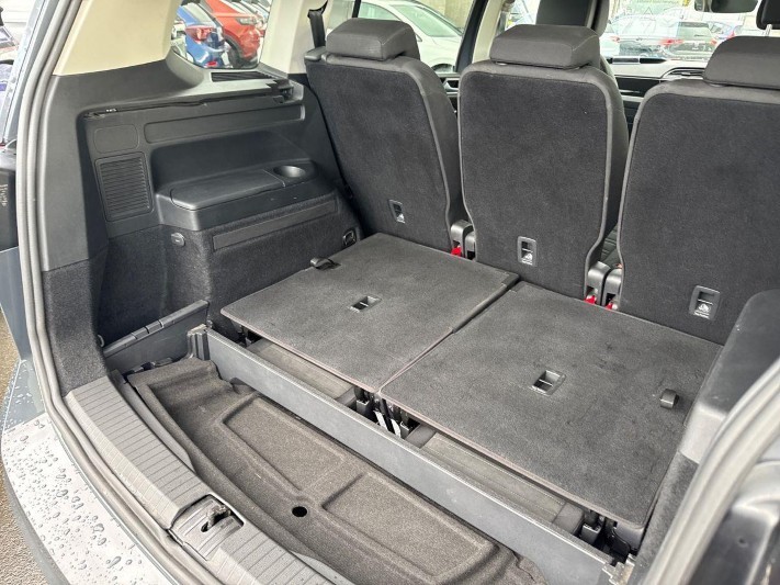 2023 (23) VOLKSWAGEN TOURAN 1.5 TSI EVO SEL 5dr 5924303