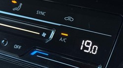 2023 (23) VOLKSWAGEN TOURAN 1.5 TSI EVO SEL 5dr 5924296