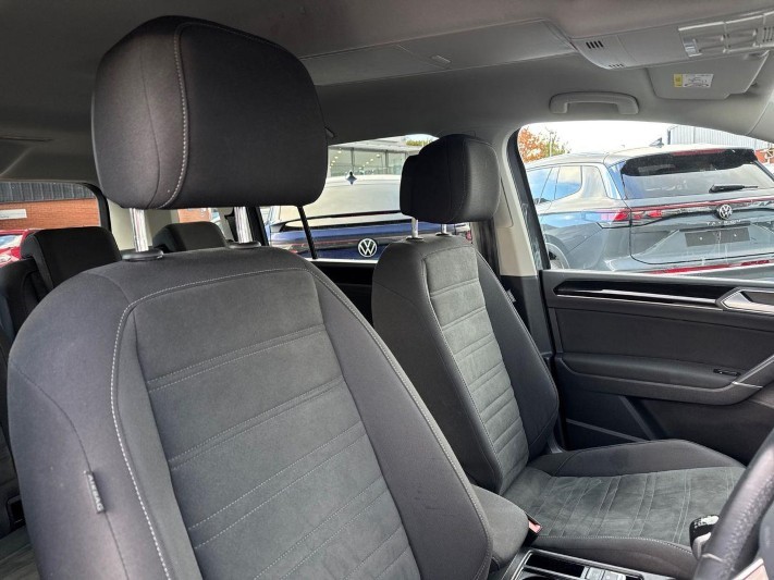 2023 (23) VOLKSWAGEN TOURAN 1.5 TSI EVO SEL 5dr 5924277