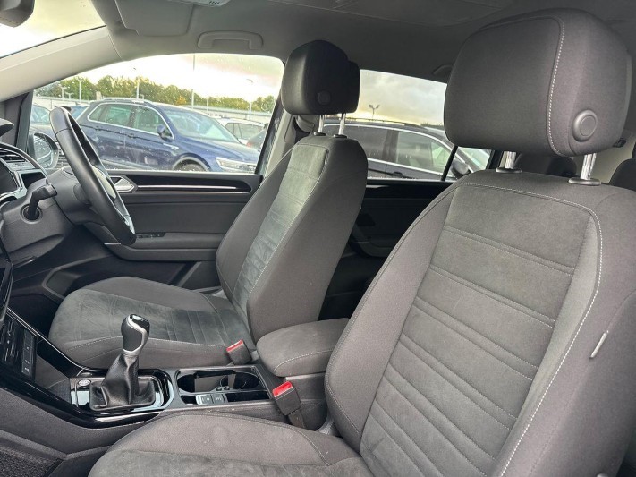 2023 (23) VOLKSWAGEN TOURAN 1.5 TSI EVO SEL 5dr 5924301