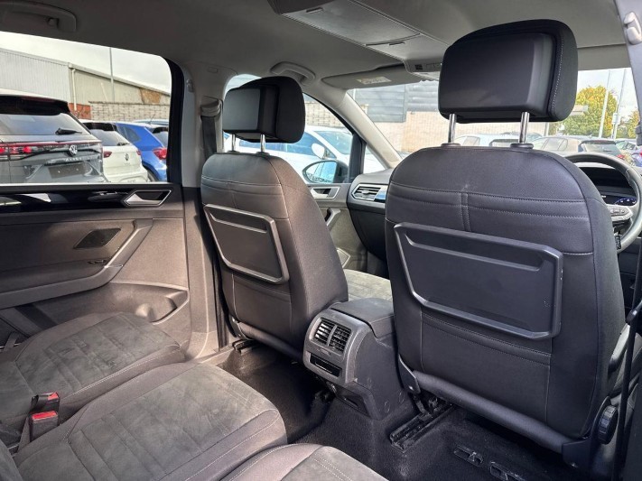 2023 (23) VOLKSWAGEN TOURAN 1.5 TSI EVO SEL 5dr 5924321