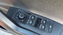 2018 (68) VOLKSWAGEN POLO 1.0 TSI 95 SE 5dr 5915135