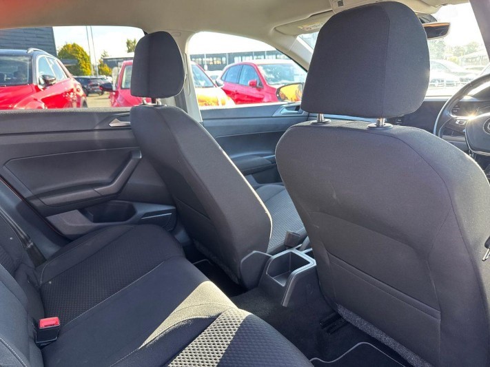 2018 (68) VOLKSWAGEN POLO 1.0 TSI 95 SE 5dr 5915174