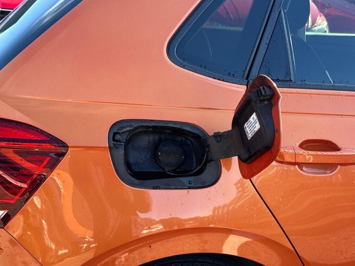 2018 (68) VOLKSWAGEN POLO 1.0 TSI 95 SE 5dr 5915172