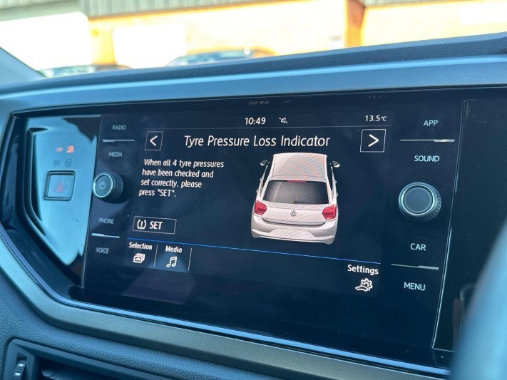 2018 (68) VOLKSWAGEN POLO 1.0 TSI 95 SE 5dr 5915149