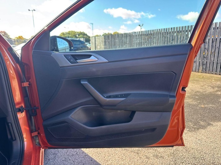 2018 (68) VOLKSWAGEN POLO 1.0 TSI 95 SE 5dr 5915133
