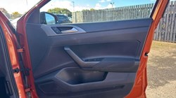 2018 (68) VOLKSWAGEN POLO 1.0 TSI 95 SE 5dr 5915133