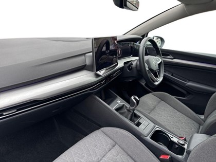 2024 (24) VOLKSWAGEN GOLF 1.5 TSI 150 life 5dr