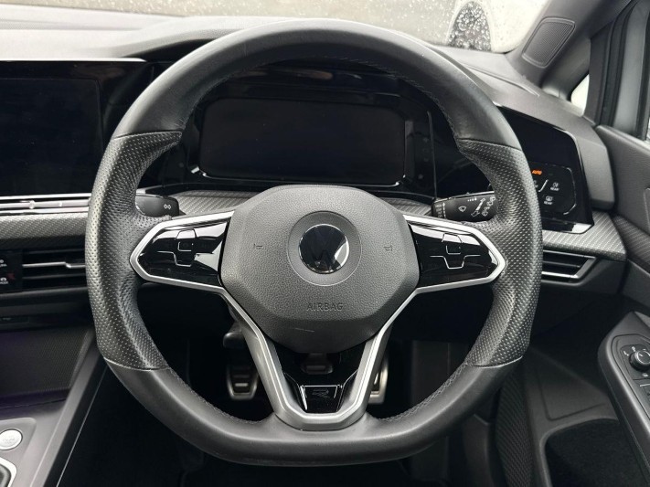 2020 (70) VOLKSWAGEN GOLF 1.5 TSI R-Line 5dr 5923627
