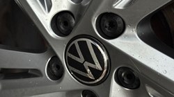 2020 (70) VOLKSWAGEN GOLF 1.5 TSI R-Line 5dr 5923620