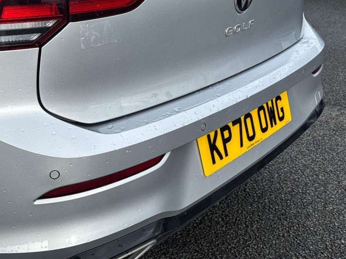 2020 (70) VOLKSWAGEN GOLF 1.5 TSI R-Line 5dr 5923655