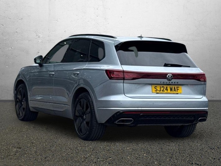 2024 (24) VOLKSWAGEN TOUAREG 3.0 V6 TDI 4Motion 286 Black Edition 5dr Tip Auto 5928107