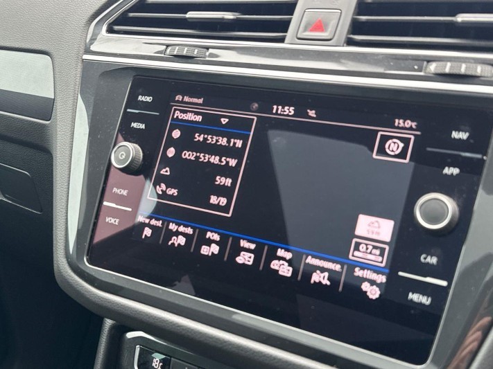 2017 (67) VOLKSWAGEN TIGUAN 2.0 TDi 190 4Motion R-Line 5dr DSG 5927981