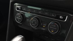 2017 (67) VOLKSWAGEN TIGUAN 2.0 TDi 190 4Motion R-Line 5dr DSG 5927984