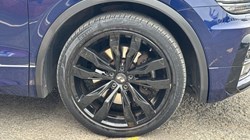 2017 (67) VOLKSWAGEN TIGUAN 2.0 TDi 190 4Motion R-Line 5dr DSG 5927960