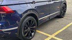 2017 (67) VOLKSWAGEN TIGUAN 2.0 TDi 190 4Motion R-Line 5dr DSG 5927996