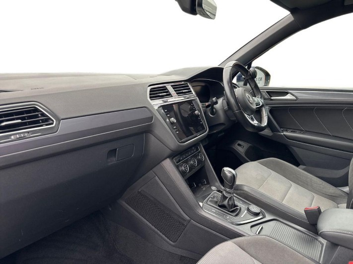 2017 (67) VOLKSWAGEN TIGUAN 2.0 TDi 190 4Motion R-Line 5dr DSG 5927957