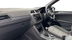 2017 (67) VOLKSWAGEN TIGUAN 2.0 TDi 190 4Motion R-Line 5dr DSG 5927957
