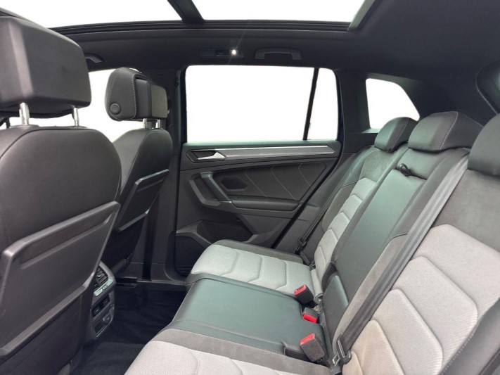 2017 (67) VOLKSWAGEN TIGUAN 2.0 TDi 190 4Motion R-Line 5dr DSG 5927963