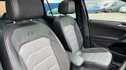 2017 (67) VOLKSWAGEN TIGUAN 2.0 TDi 190 4Motion R-Line 5dr DSG 5927974