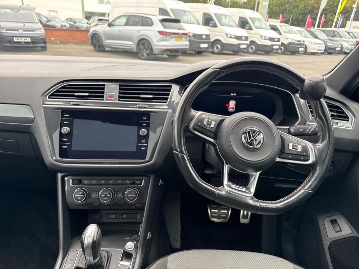 2017 (67) VOLKSWAGEN TIGUAN 2.0 TDi 190 4Motion R-Line 5dr DSG 5927979