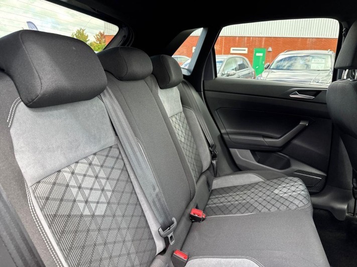 2022 (22) VOLKSWAGEN POLO 1.0 TSI R-Line 5dr 5878968