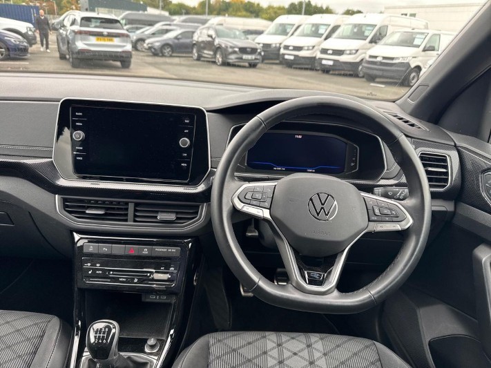 2024 (74) VOLKSWAGEN T-CROSS 1.0 TSI 115 R-Line 5dr 5942078