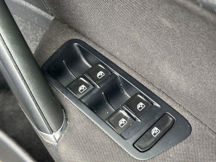 2017 (17) VOLKSWAGEN GOLF 1.4 TSI SE 5dr 5991843
