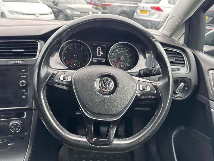 2017 (17) VOLKSWAGEN GOLF 1.4 TSI SE 5dr 5991847