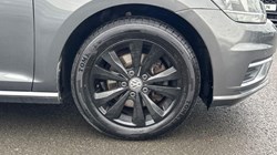 2017 (17) VOLKSWAGEN GOLF 1.4 TSI SE 5dr 5991832