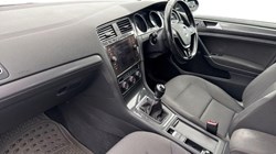 2017 (17) VOLKSWAGEN GOLF 1.4 TSI SE 5dr 5991829