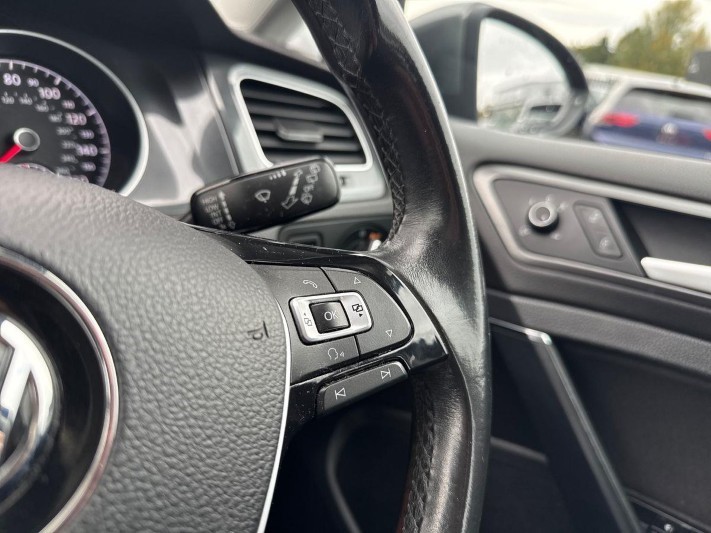 2017 (17) VOLKSWAGEN GOLF 1.4 TSI SE 5dr 5991849