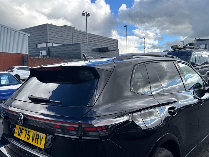 2026 (75) VOLKSWAGEN TIGUAN 2.0 TDI R-Line 5dr DSG 5913465