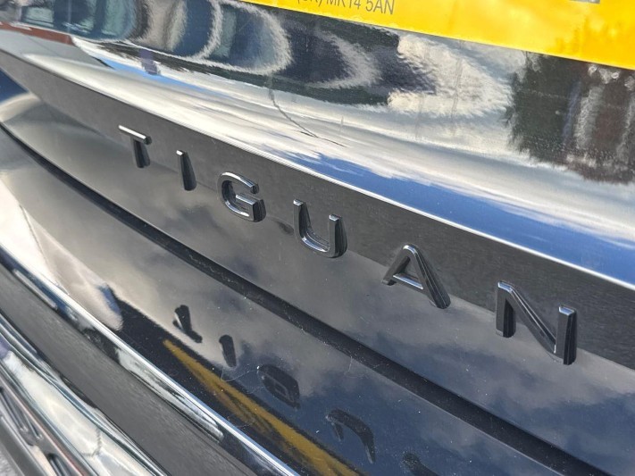 2026 (75) VOLKSWAGEN TIGUAN 2.0 TDI R-Line 5dr DSG 5913481